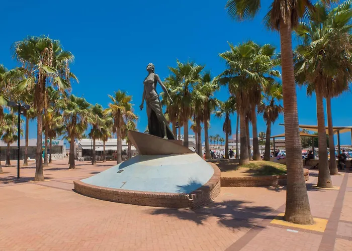 Perla - 2 Personas Con Piscina, Ac Y Wifi A 1 Min De La Playa Apartamento Fuengirola