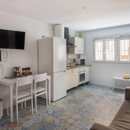 Appartement Perla - 2 Personas Con Piscina, Ac Y Wifi A 1 Min De La Playa *