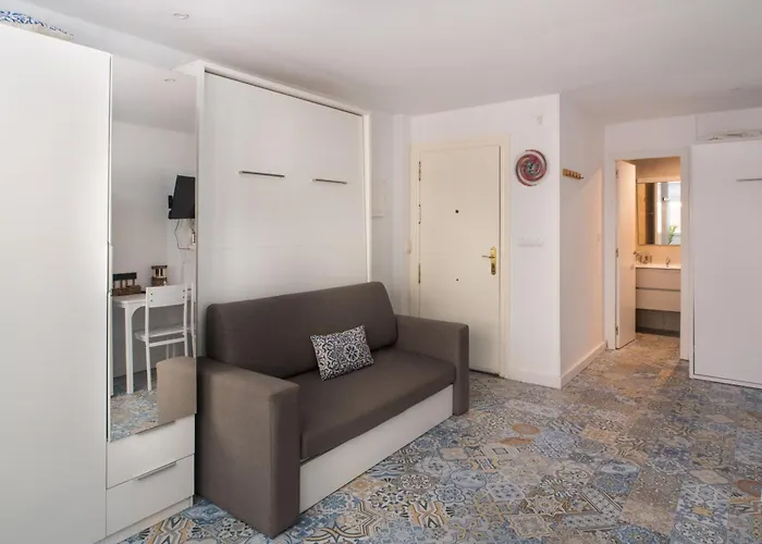 Perla - 2 Personas Con Piscina, Ac Y Wifi A 1 Min De La Playa Apartament Fuengirola