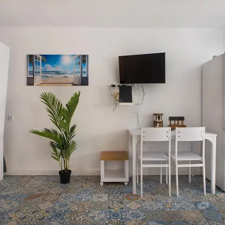 Apartment Perla - 2 Personas Con Piscina, Ac Y Wifi A 1 Min De La Playa *
